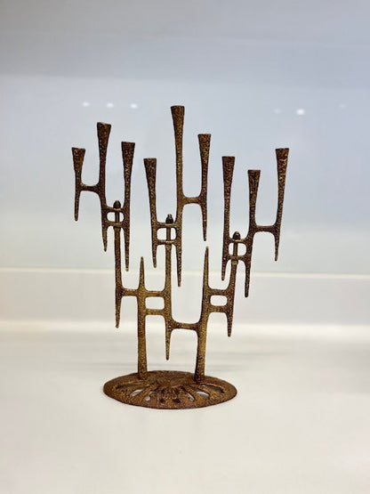 חנוכייה קינטית, ויינברג