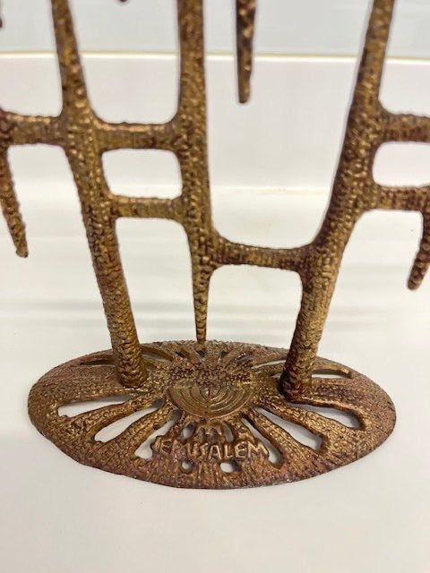 חנוכייה קינטית, ויינברג