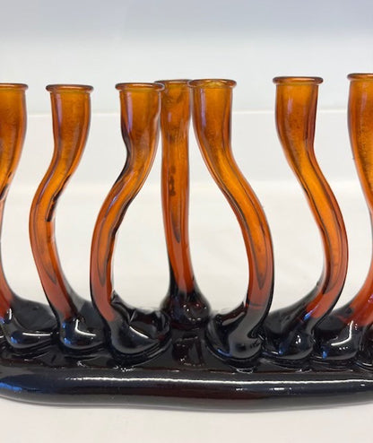 חנוכיית זכוכית מעוצבת ביד אמן