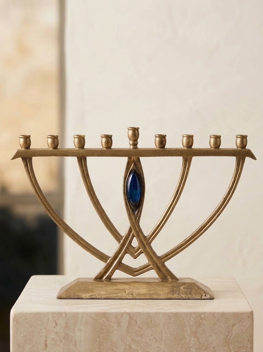 חנוכיית פליז מודרניסטית נדירה | תוצרת "דייגי" (Dayagi Israel) | שנות ה-60-70 | משולבת אבן אילת