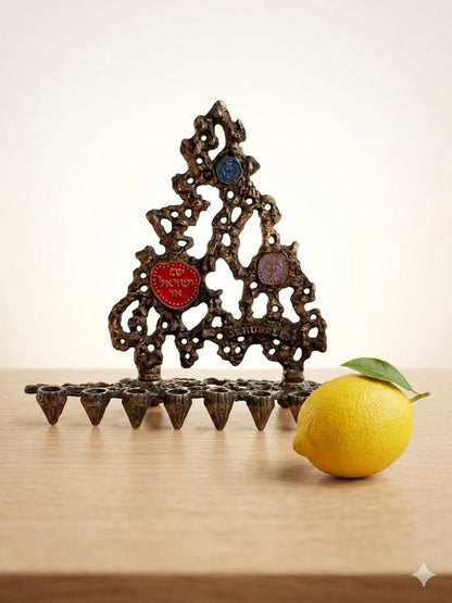 חנוכיית מטבעות ישראליים, תמר