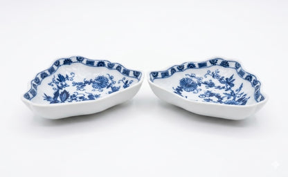 זוג צלוחיות פורצלן "בצל כחול" (Blue Onion) | וינטג' אירופאי