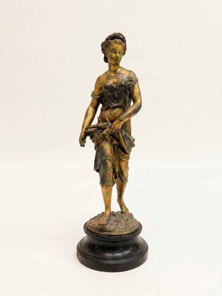 "אלגוריית הקיץ והקציר" – פסל צרפתי עתיק ומרשים (המאה ה-19) | שפלטר על בסיס עץ
