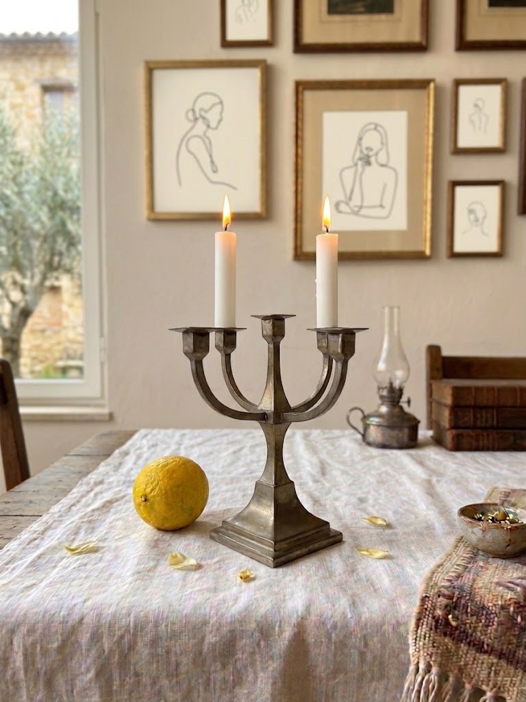 מנורת פמוט חמישייה מודרניסטית – פליז כבד בציפוי כסף | בעיצוב גיאומטרי נקי | שנות ה-50/60