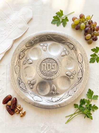 צלחת סדר פסח | עבודת יד (Hecho en Mexico) | פיוטר (Pewter) בסגנון כפרי | וינטאג'