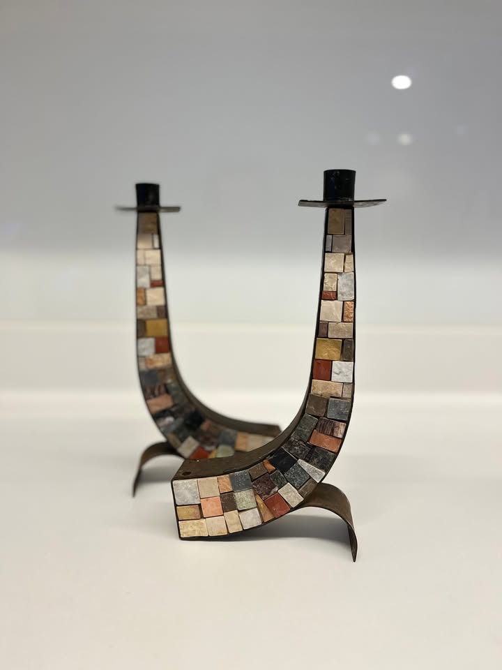 פמוטי מוזאיקה איילון עשויים נחושת ואבן