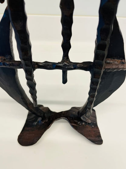 דוד פלומבו, פמוט תלת קני בצורת נבל דוד