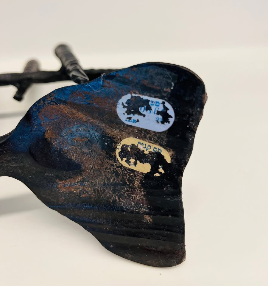 דוד פלומבו, פמוט תלת קני בצורת נבל דוד