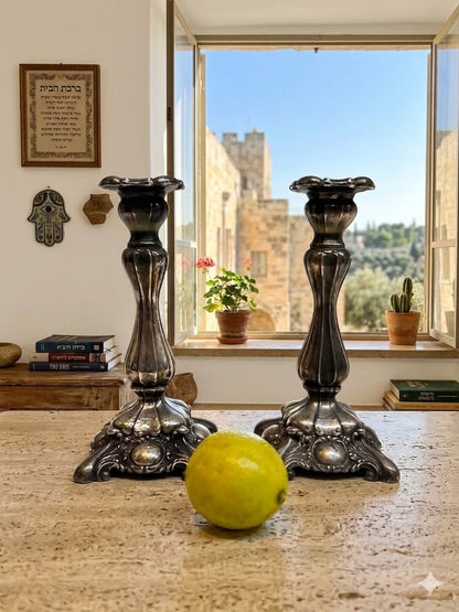 זוג פמוטים עתיקים מצופים כסף