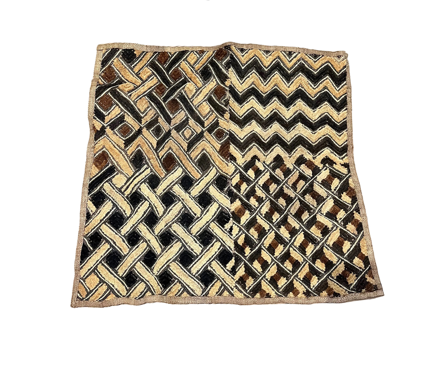 אוסף שטיחוני "קובה" (Kuba Cloth) אתניים – 4 יחידות מקוריות