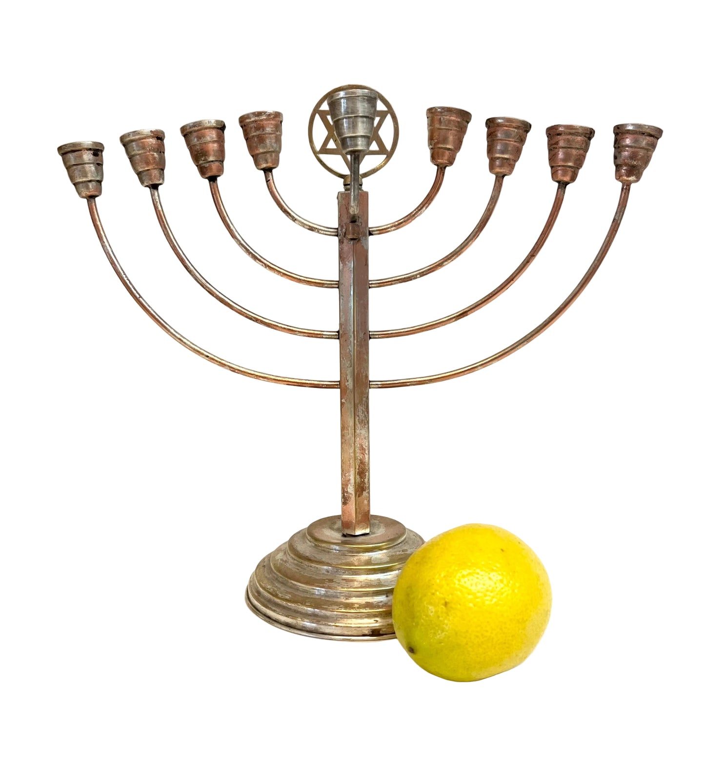 חנוכיית קנים וינטג׳ | נחושת בציפוי כסף | ארץ ישראל, שנות ה-40 (תקופת המנדט)